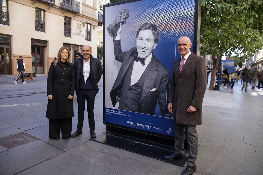 Réplicas gigantes de los Premios Goya 2023 en Sevilla: dónde están y  cuántas son